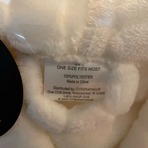 White Robe - Picture 3 of 4